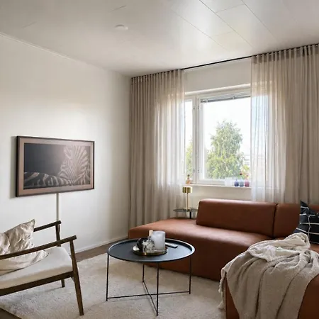 Borg Itsenaeisyydenkatu, Centre Spacious 2-room Apt, King Bed, Free Parking & Wifi Pori